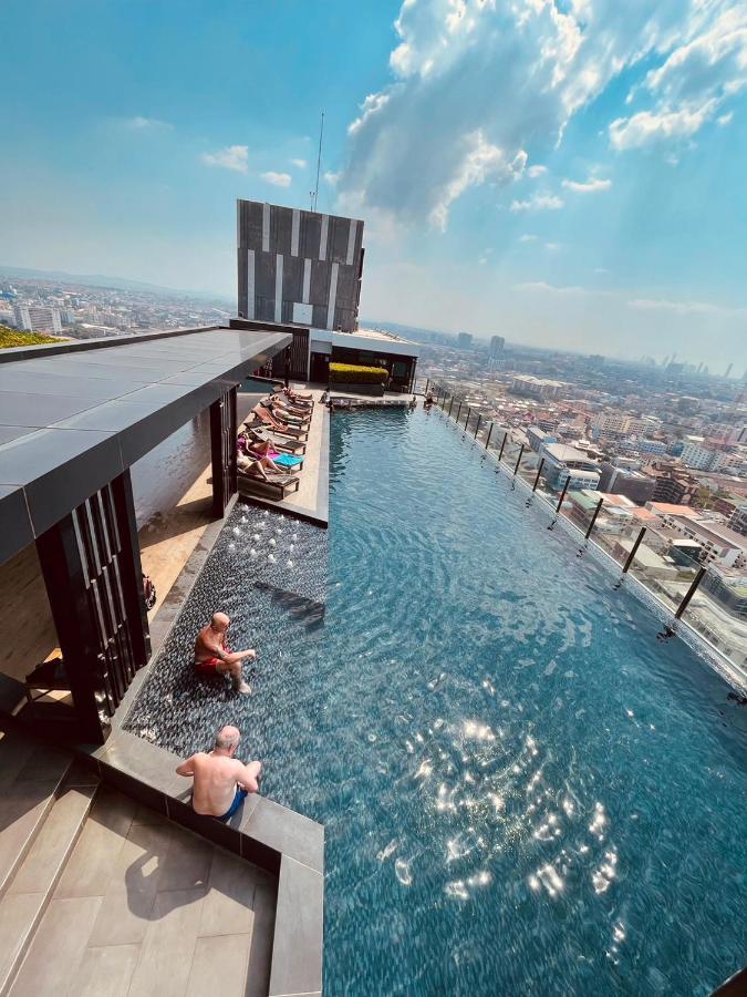 The Base 1006 By Numam Apartment Pattaya